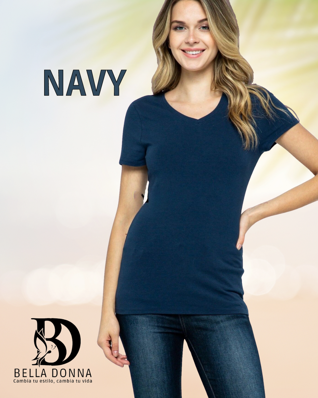 Camiseta básica de mujer con escote en V.
